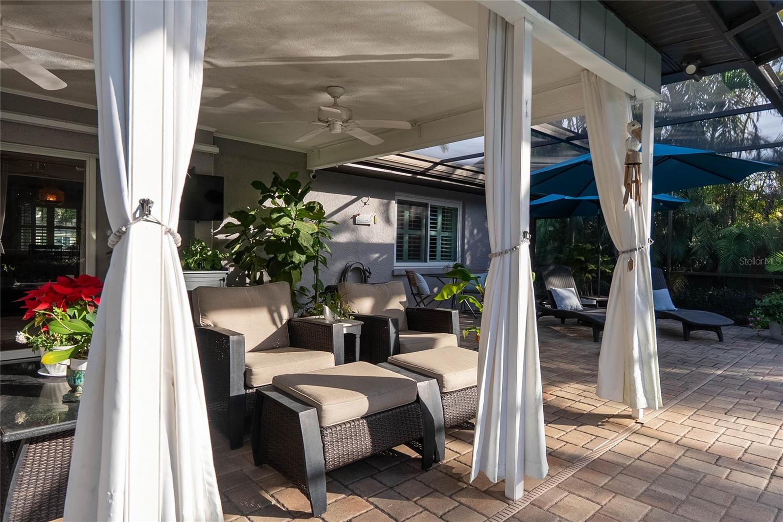 PALMA SOLA VILLAGE - Residential