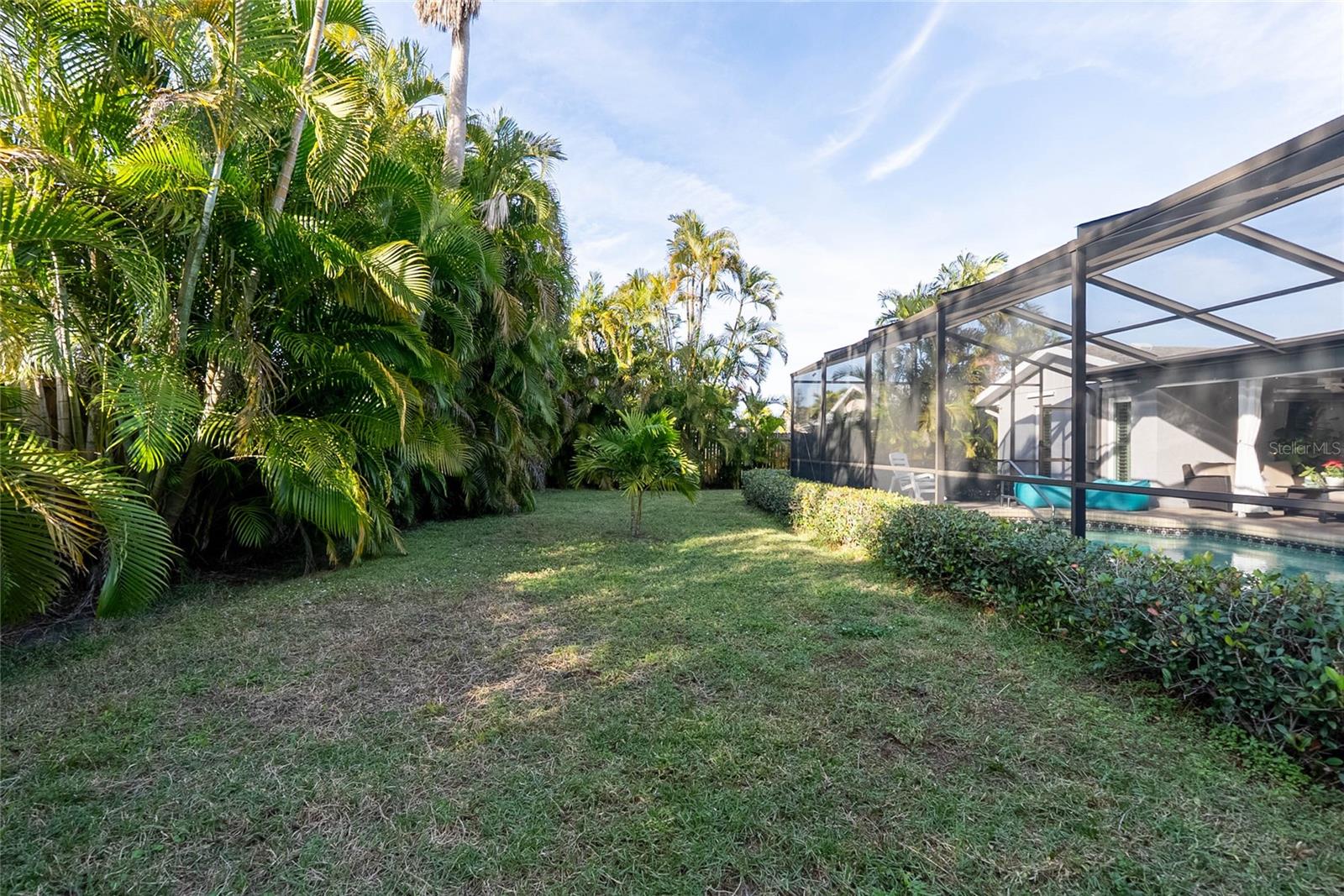 PALMA SOLA VILLAGE - Residential