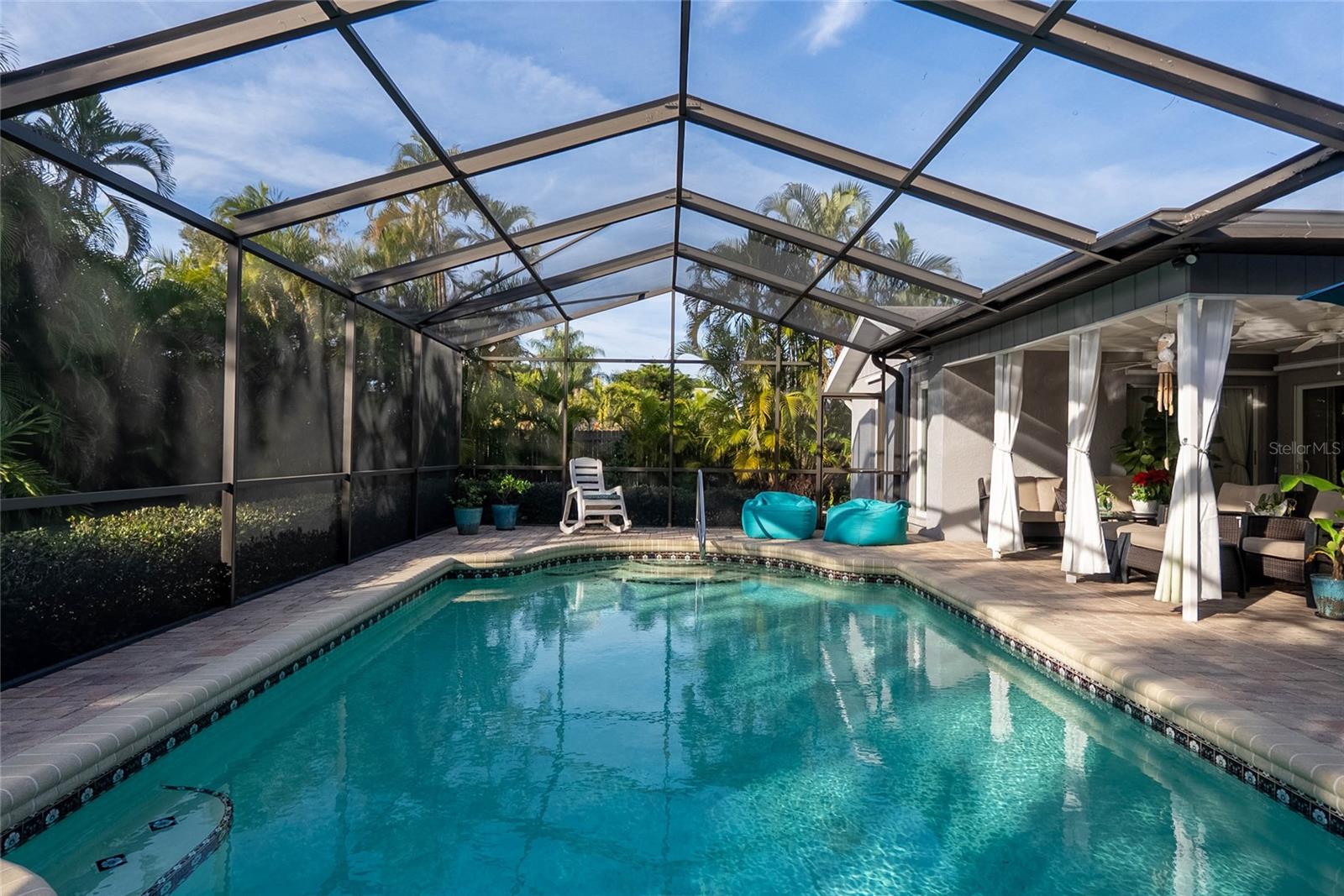 PALMA SOLA VILLAGE - Residential