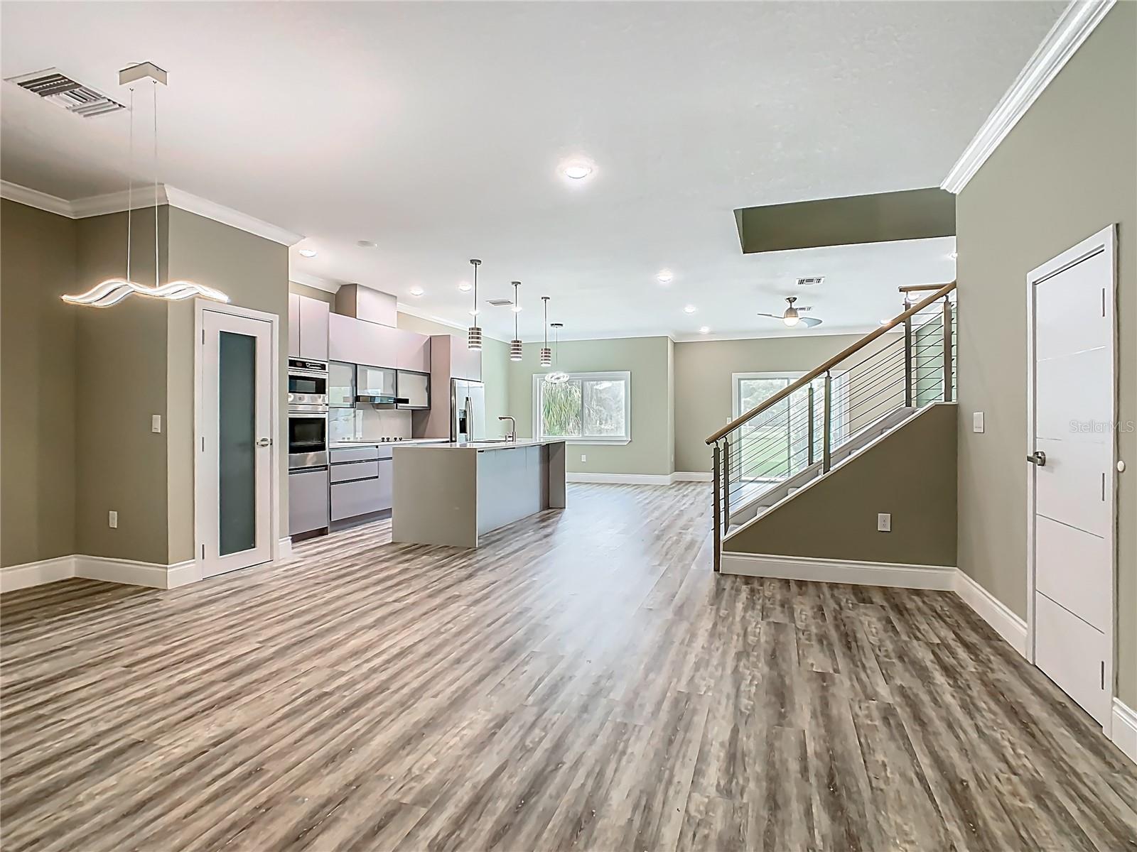 1870 BRENTWOOD COURT
