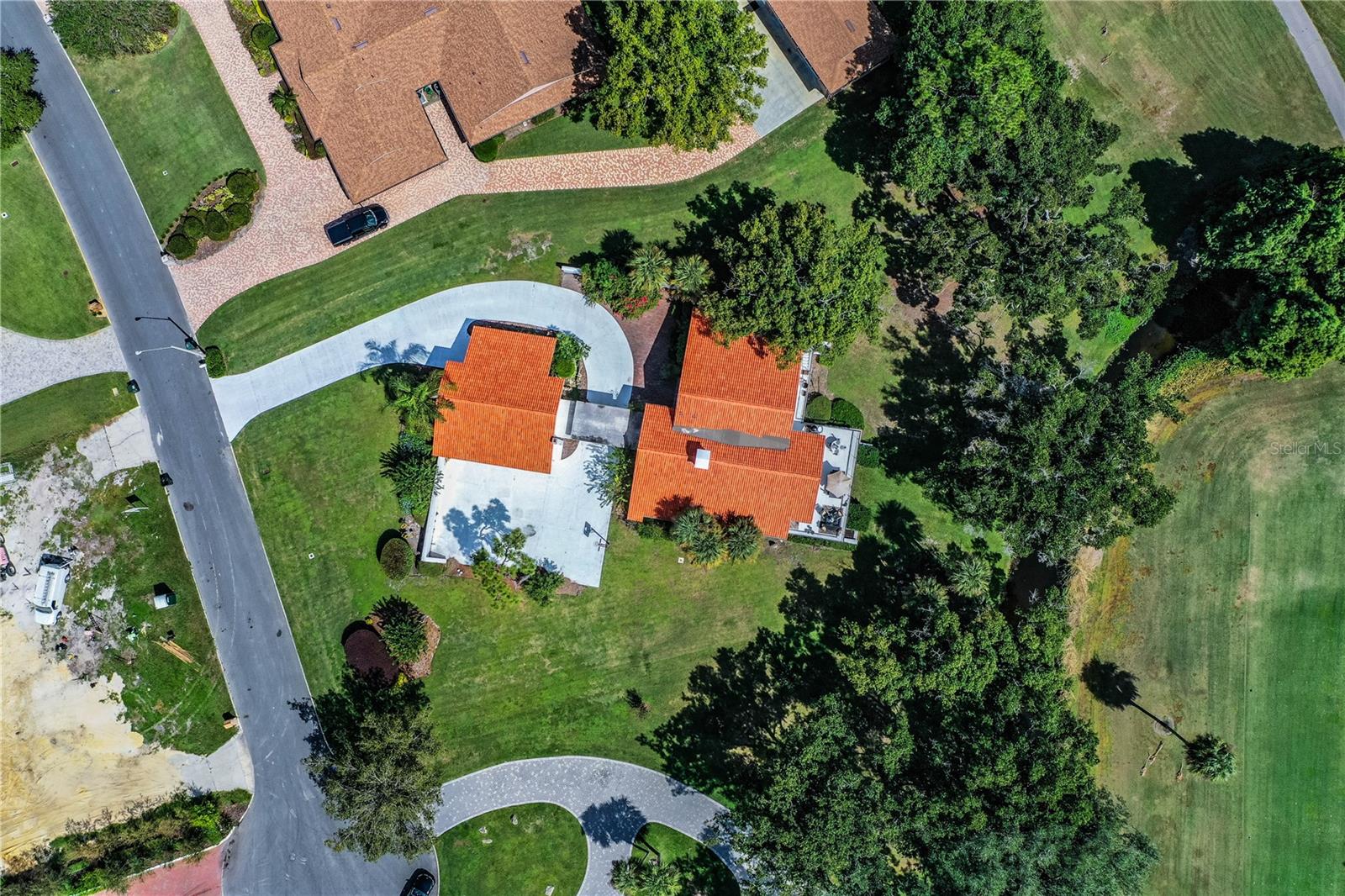 421 LONE PALM DRIVE
