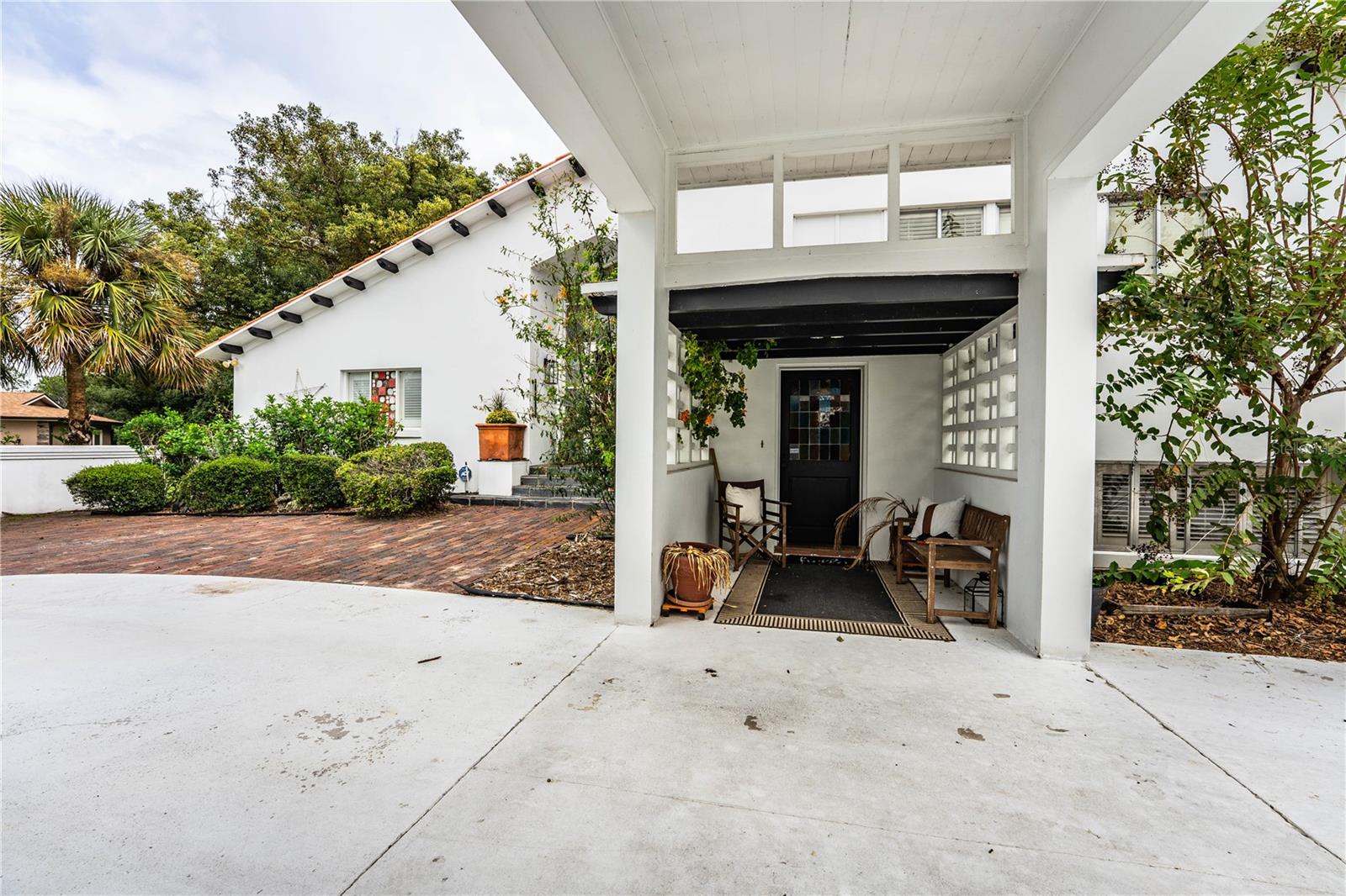 LONE PALM GOLF COURSE - Residential