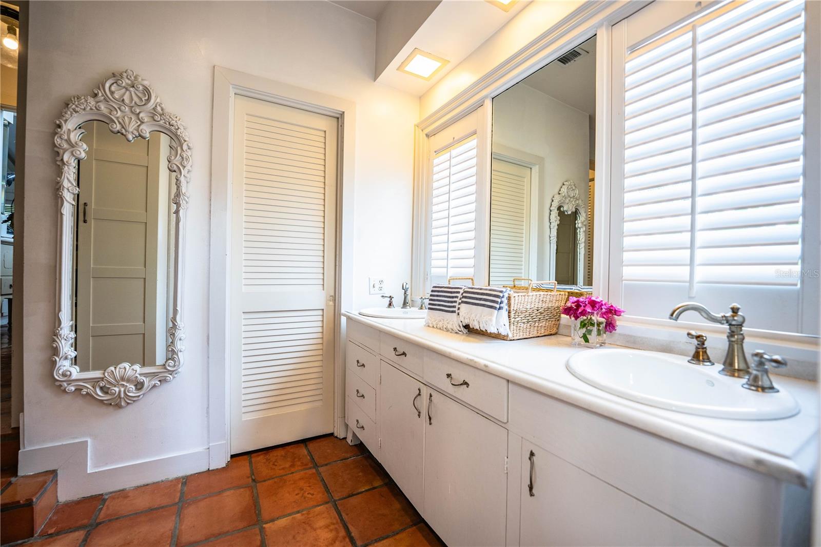 LONE PALM GOLF COURSE - Residential