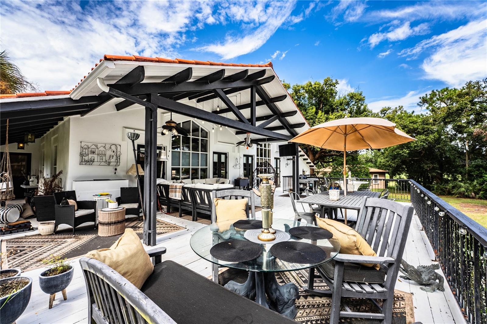 LONE PALM GOLF COURSE - Residential