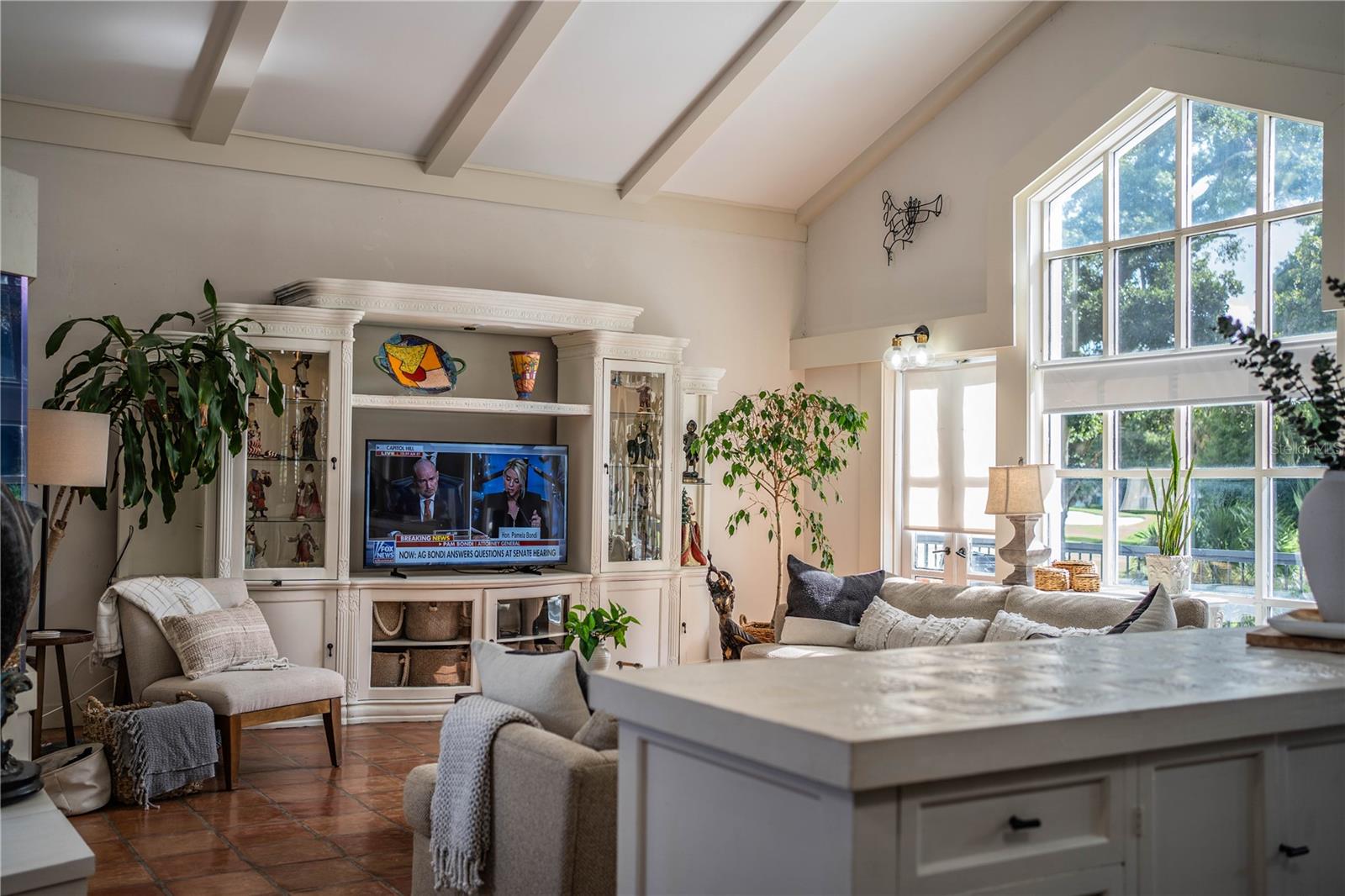 LONE PALM GOLF COURSE - Residential