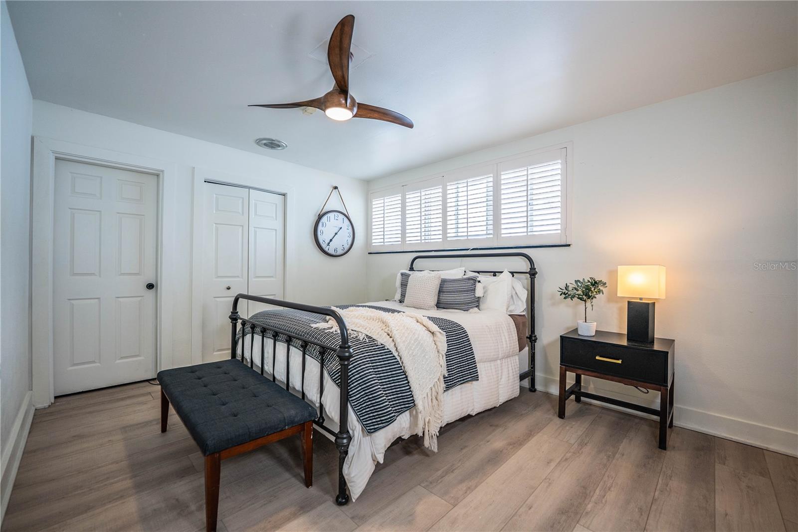 LONE PALM GOLF COURSE - Residential