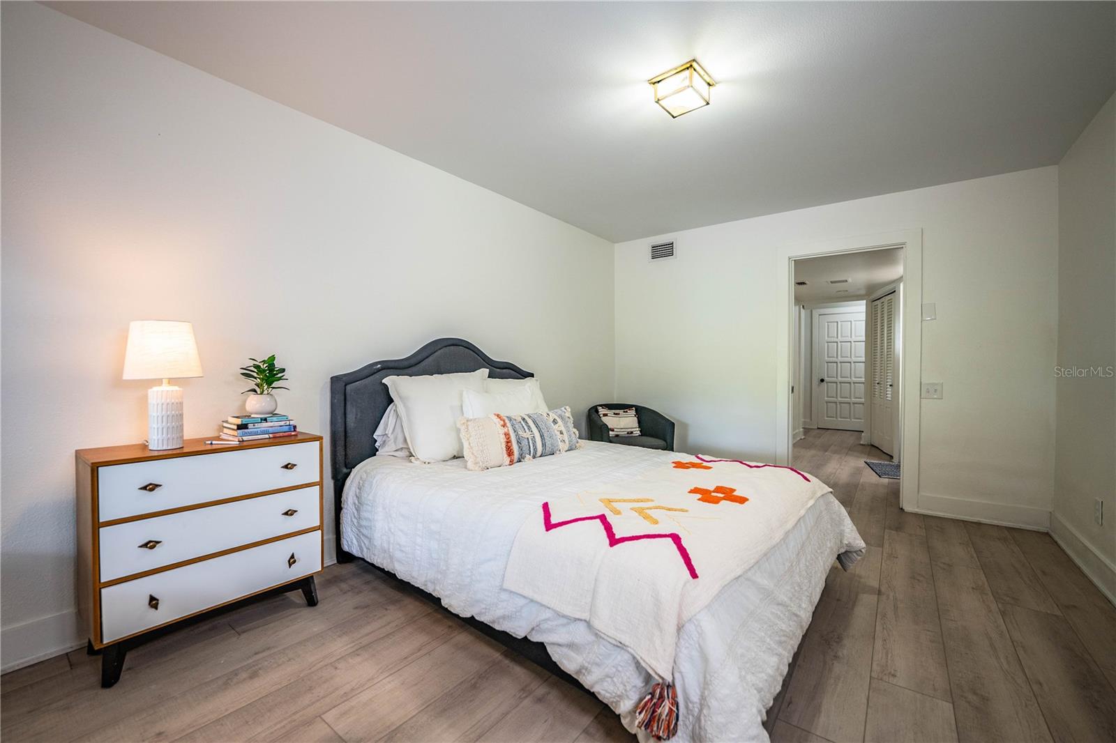 LONE PALM GOLF COURSE - Residential