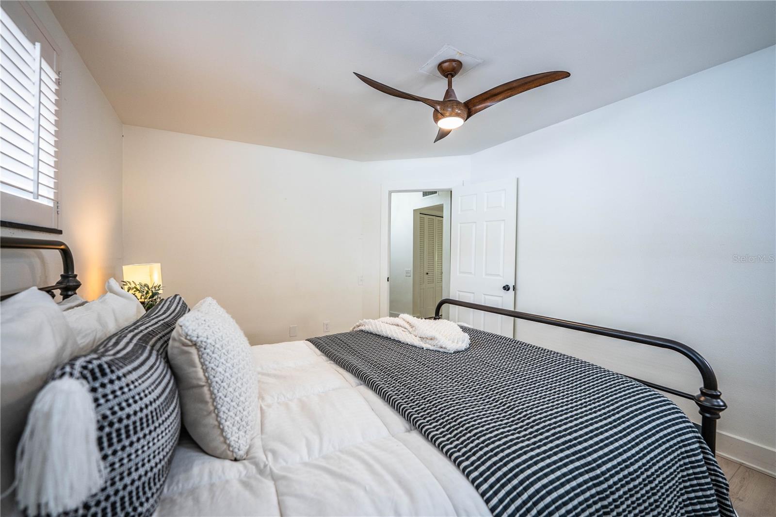 LONE PALM GOLF COURSE - Residential
