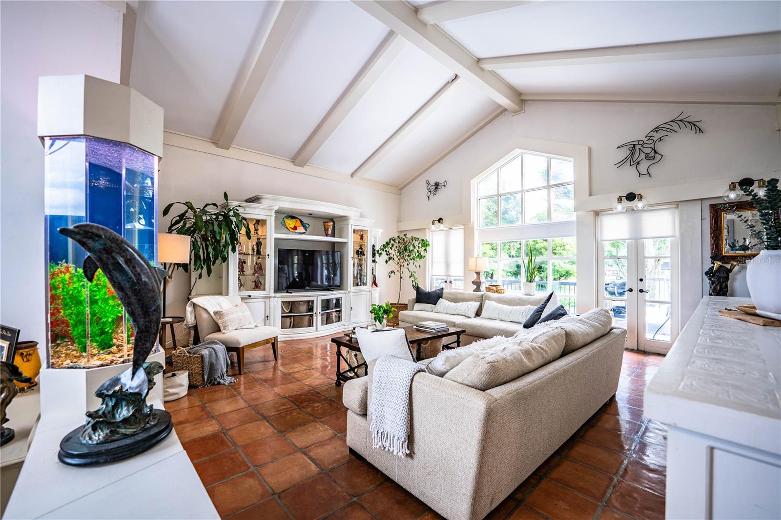 LONE PALM GOLF COURSE - Residential