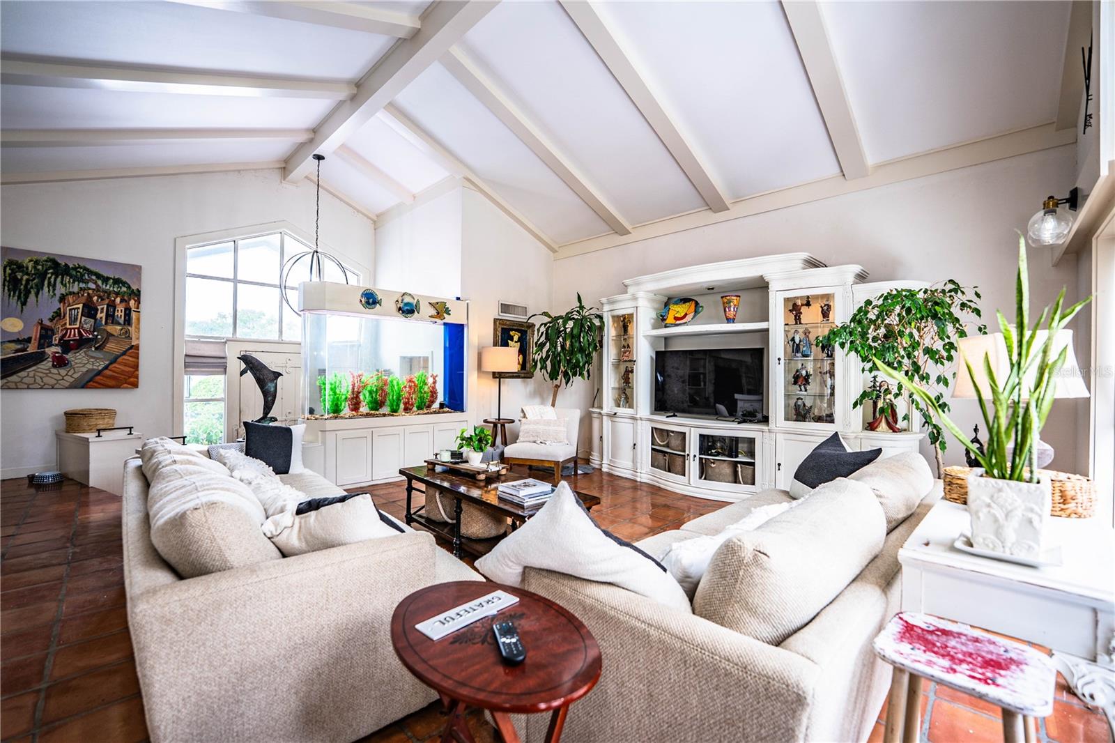 LONE PALM GOLF COURSE - Residential