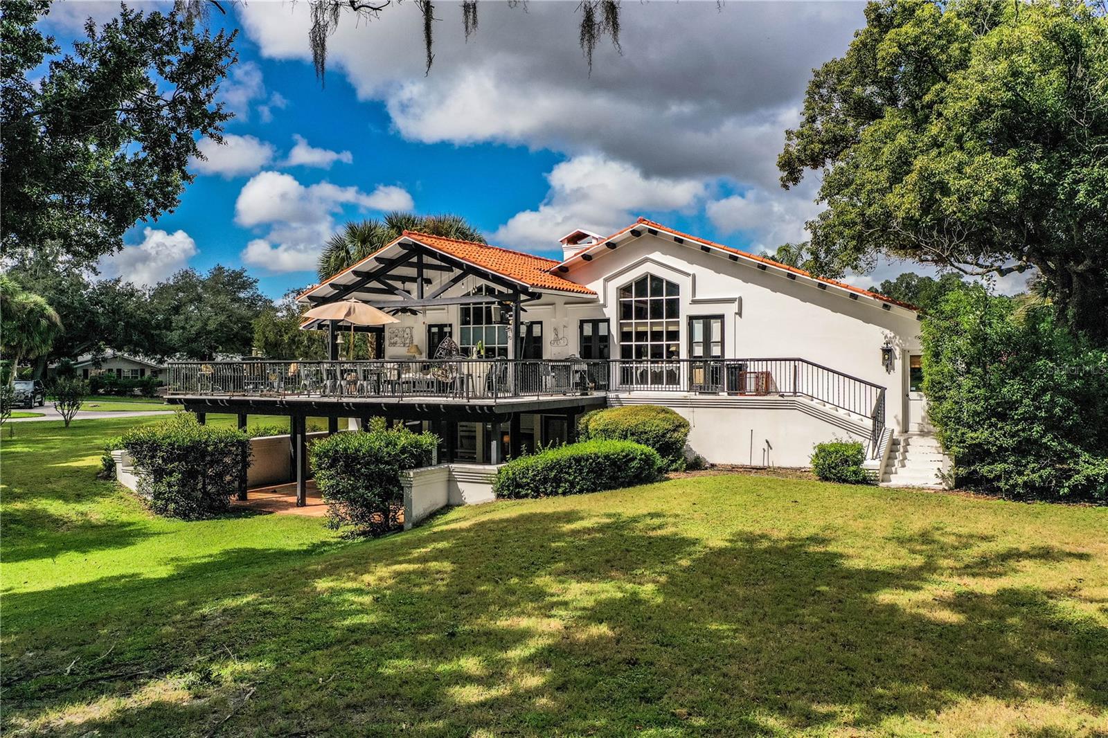 LONE PALM GOLF COURSE - Residential