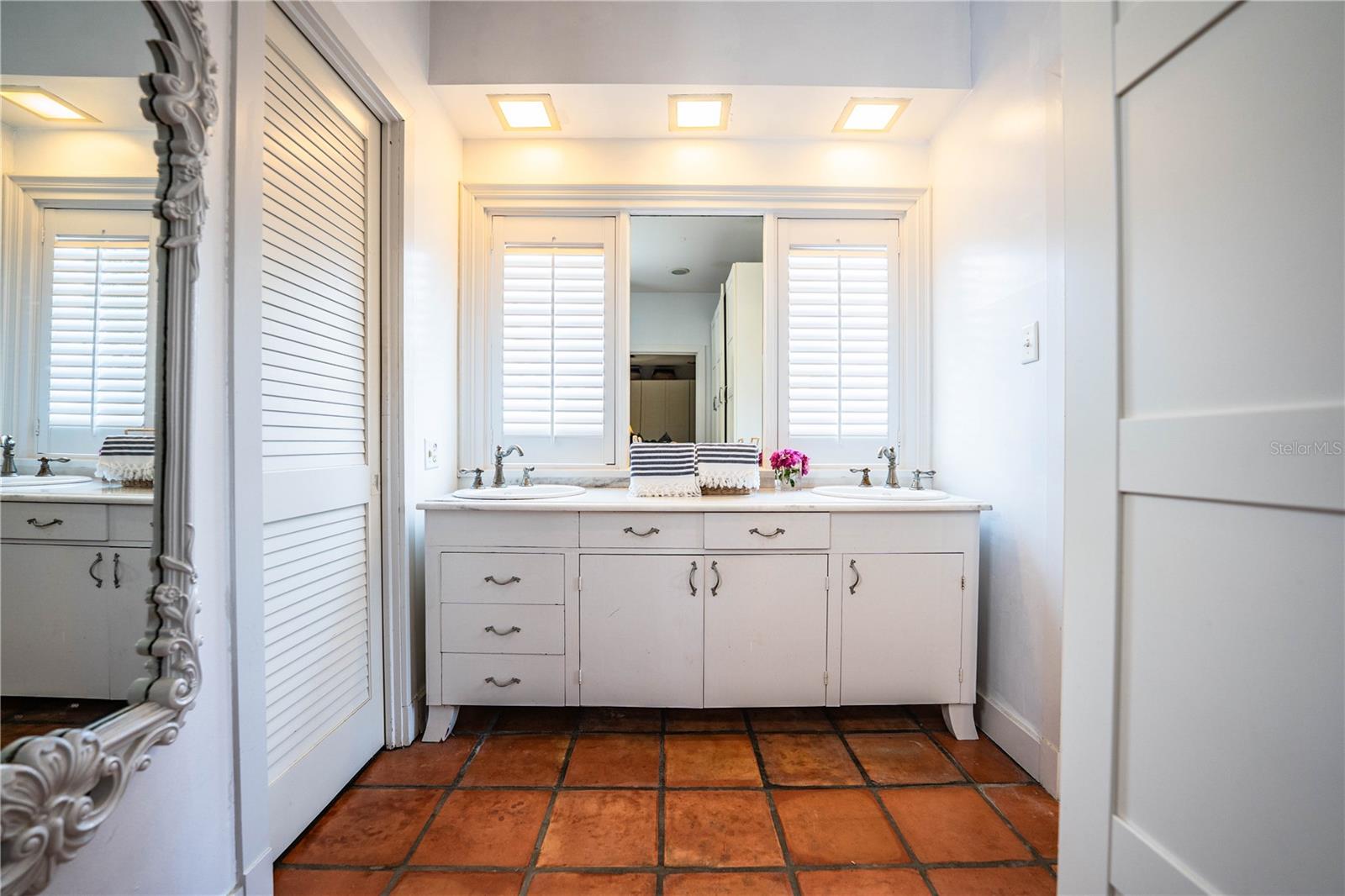 LONE PALM GOLF COURSE - Residential