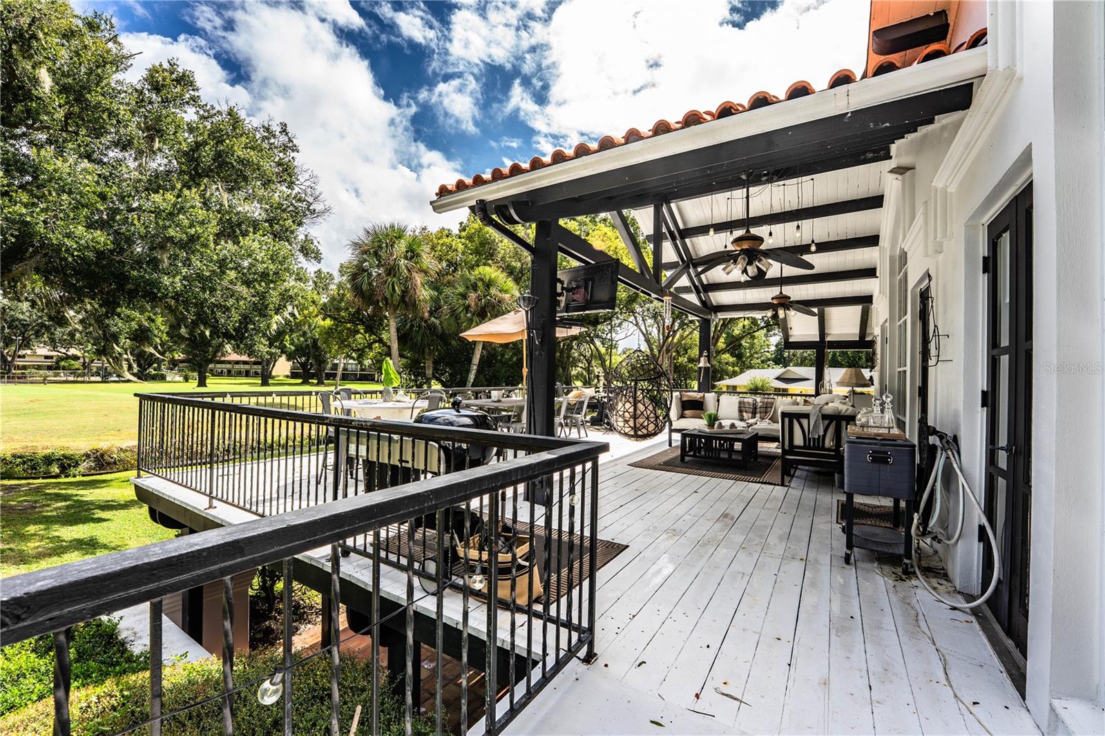 LONE PALM GOLF COURSE - Residential