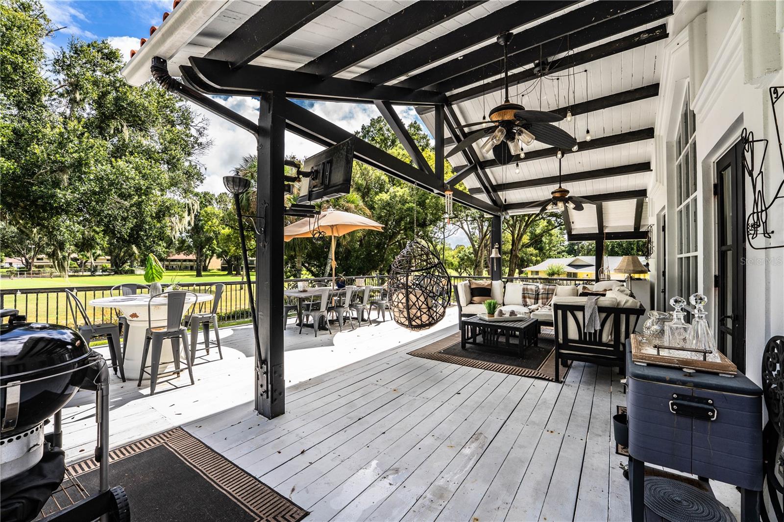 LONE PALM GOLF COURSE - Residential