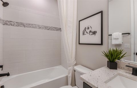 Tiny photo for 8180 SW 44th Court Road, Ocala, FL 34476 (MLS # TB8485142)