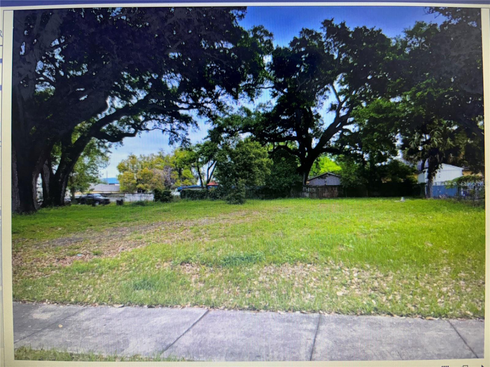 Double lot zoned for commercial and residential. Build your custom home and business building. This oversized lot is already cleared with exception of a few trees. It is conveniently located near shopping, I-4 FOR EASY COMMUTING and Arnold Palmer Hospital and only 7 mins from the Kia Center.