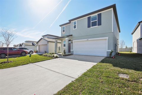 A home in PLANT CITY