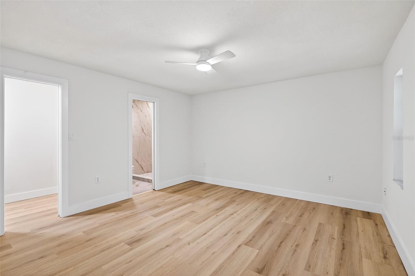 SHADY OAK FARMS - Residential