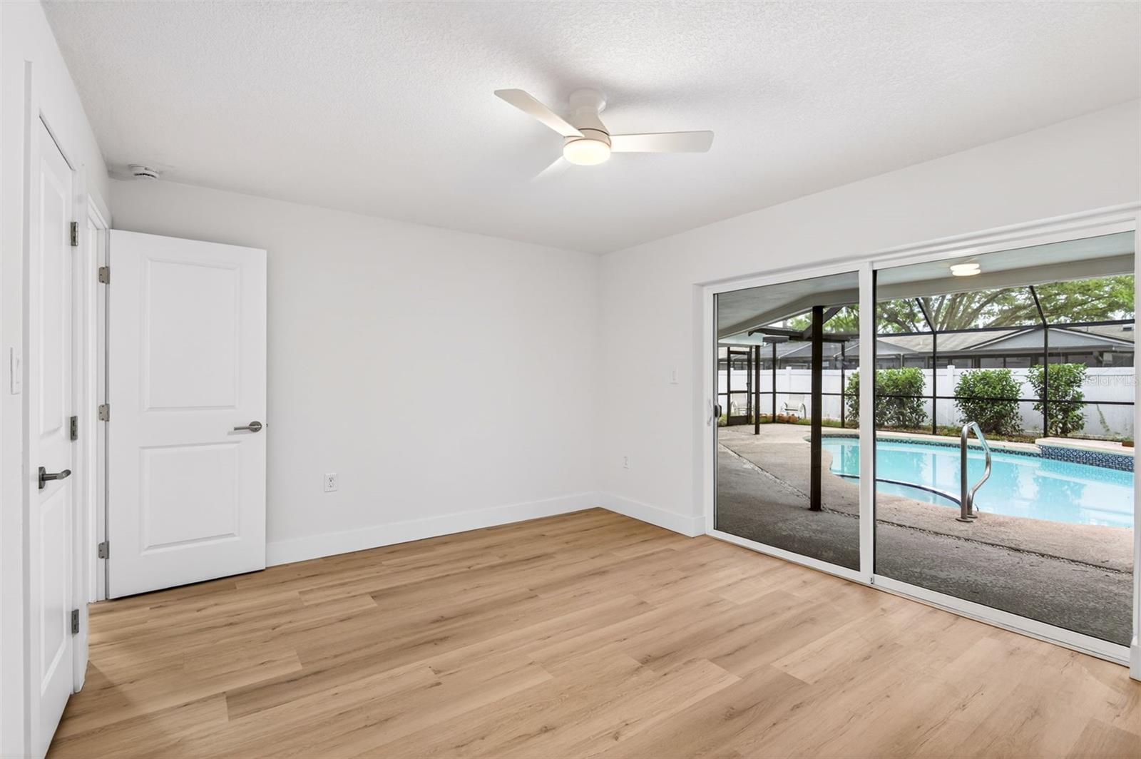 SHADY OAK FARMS - Residential
