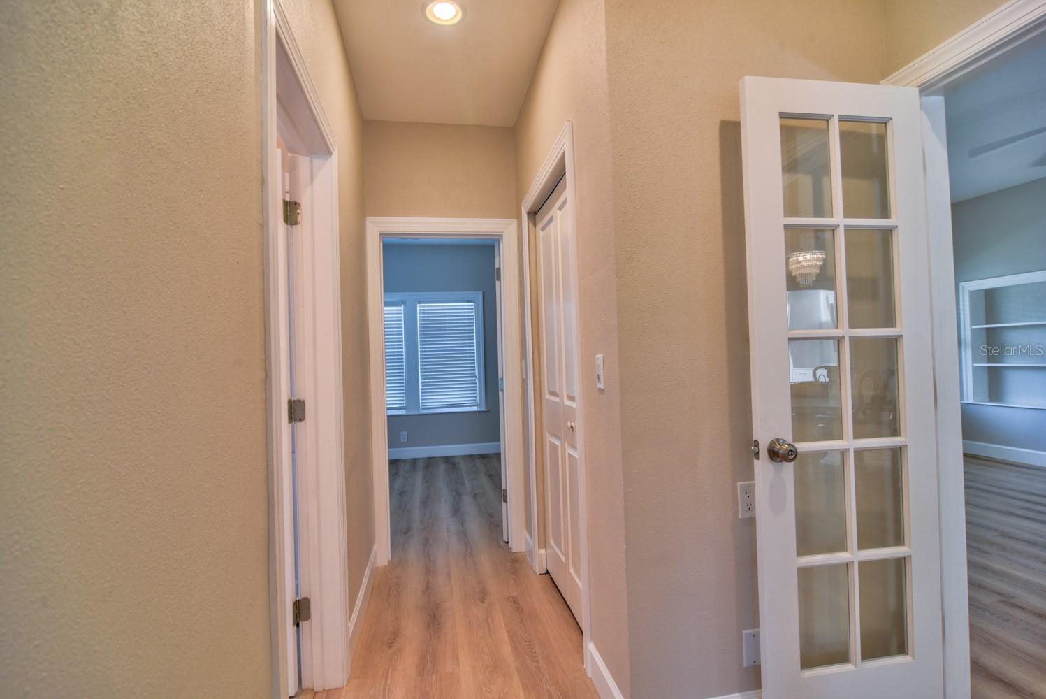 LONE PALM BEACH 1ST ADD - Residential Lease