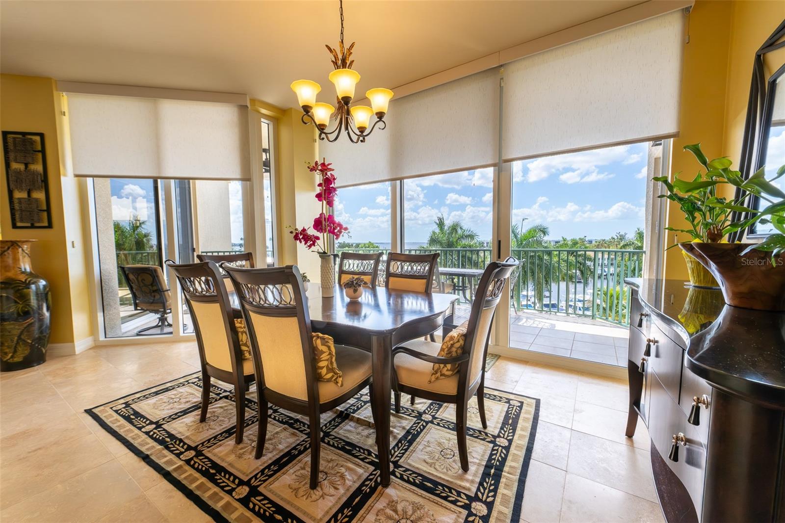 NORTH STAR YACHT CLUB - Residential