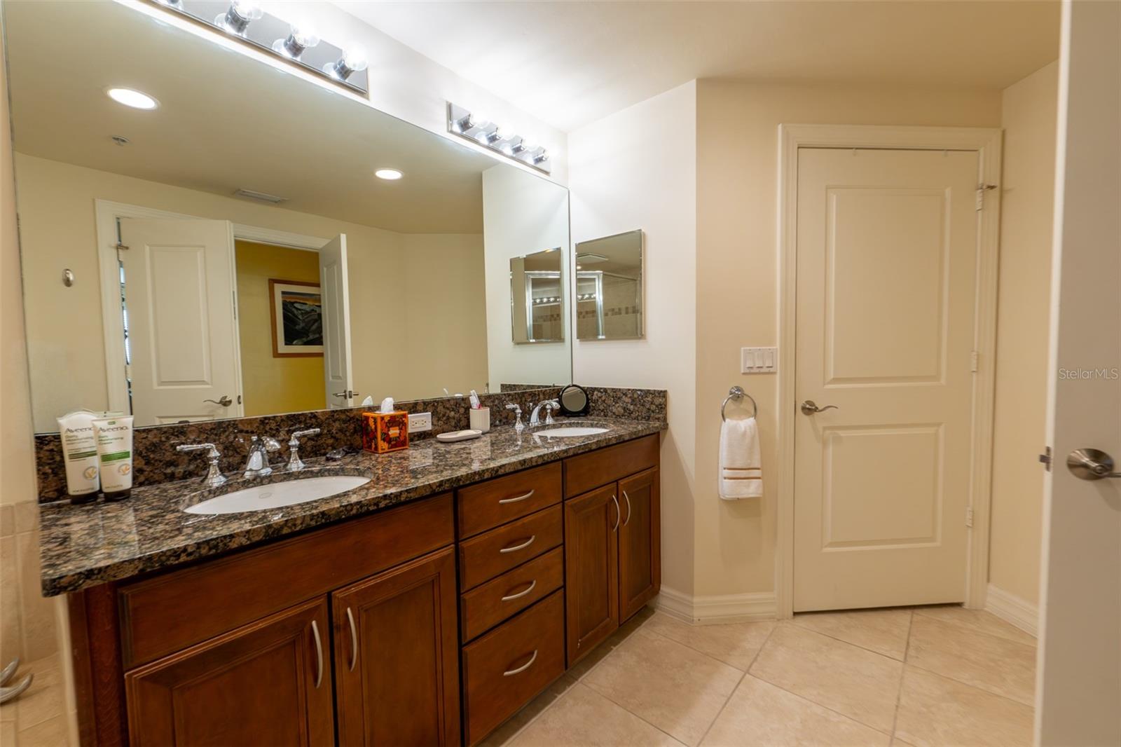 NORTH STAR YACHT CLUB - Residential