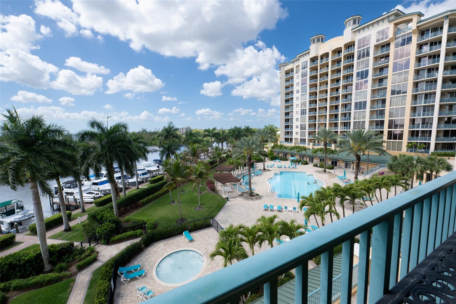 NORTH STAR YACHT CLUB - Residential