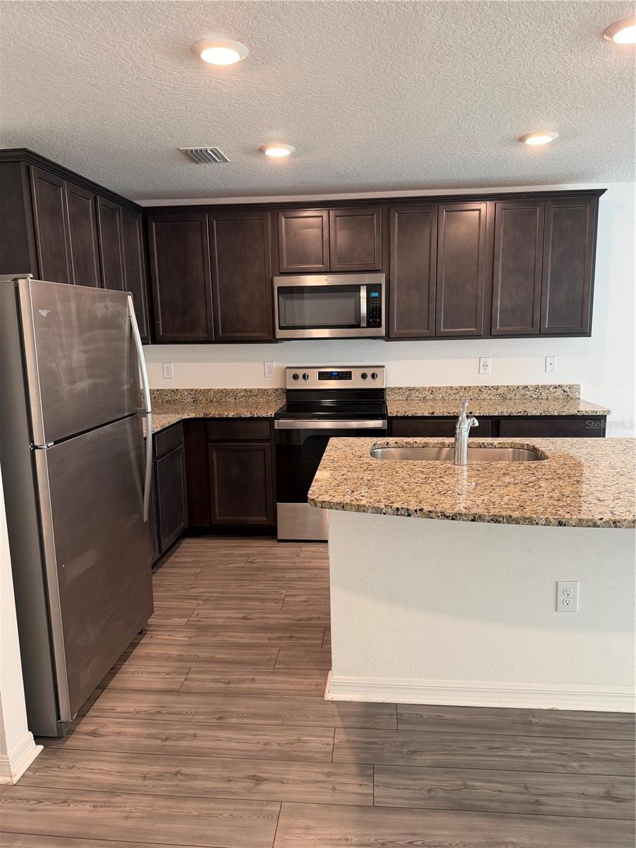 SPRING RIDGE - Residential