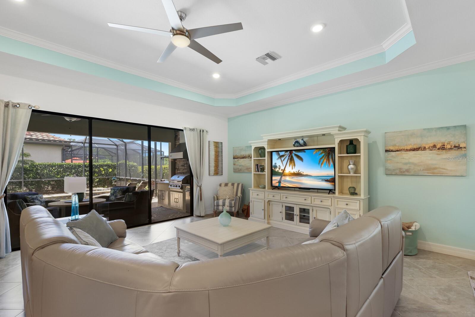 LAKEWOOD NATIONAL - Residential Lease