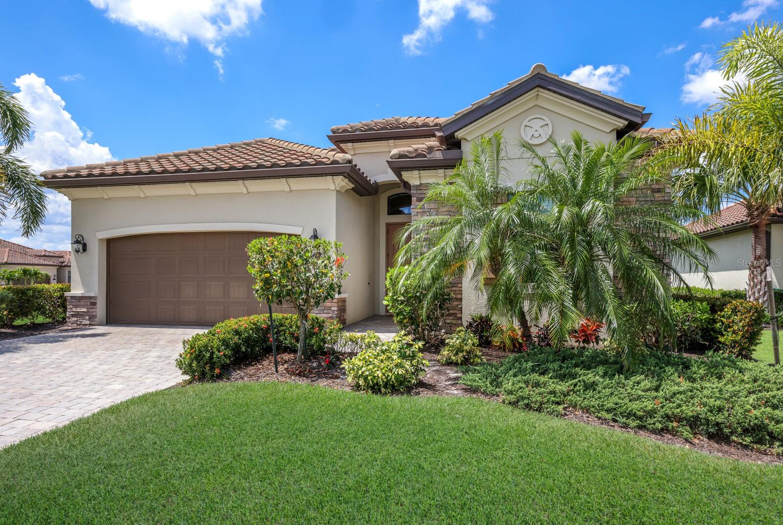 Welcome to Paradise! Enjoy an incredible stay at this beautifully designed and professionally decorated 3-bedroom + den, 3-bathroom pool home, located in the Gated Community of Lakewood National Golf & Country Club. Offered fully furnished and available for annual lease, this home sits on a large corner lot with breathtaking water and preserve views. The open-concept floor plan features a well-appointed kitchen with granite countertops, stainless steel appliances, a gas cooktop, and a spacious island — perfect for casual dining and effortless entertaining. The kitchen flows seamlessly into the dining and living areas, creating an inviting space for gatherings. The split-bedroom layout ensures privacy and plenty of room to relax after a day on the golf course, at the tiki bar, or on the racket courts. Step outside to your private oasis, complete with a heated pool and spa overlooking the serene water, plus a built-in outdoor gas kitchen — ideal for enjoying Florida’s year-round sunshine. Additional highlights include a two-car garage with storage cabinets and a full laundry room. Lakewood National’s world-class amenities include: Two 18-hole Arnold Palmer-designed championship golf courses, Resort-style pool with full-service tiki bar, Full-service spa, Staffed fitness center, Eight clay tennis courts and four pickleball courts, Two bocce ball courts, Brand-new Grand Clubhouse — a vibrant hub for social events and dining. You'll love the unbeatable location — just minutes from Gulf Coast beaches, top shopping, dining, and easy access to I-75 and all of Lakewood Ranch. Membership transfers for just $600 — and you pay only the cart fee to play!
Don’t miss your chance to lock in this stunning vacation rental. Life is what you live, style is how you live it! Monthly rentals less than 6 months include utilities and are subject to sales and Resort Taxes (13%). **In Season December 2026 - April 2026 ($13,000)** Leased through April 2026.