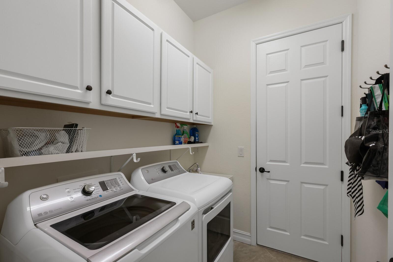 LAKEWOOD NATIONAL - Residential Lease