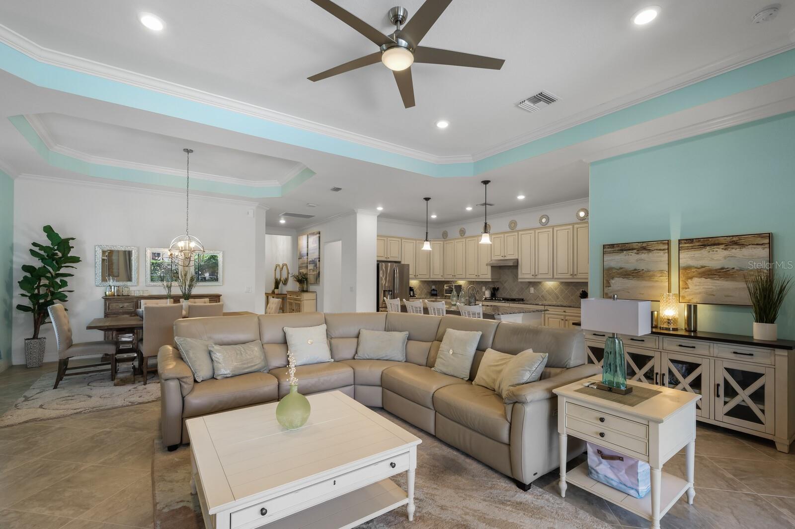 LAKEWOOD NATIONAL - Residential Lease