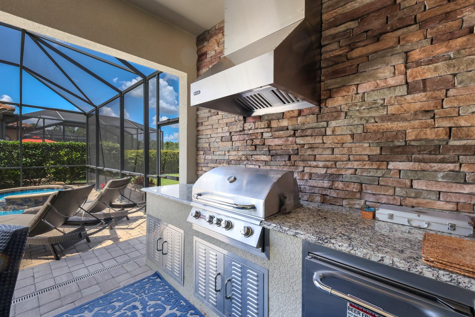 LAKEWOOD NATIONAL - Residential Lease