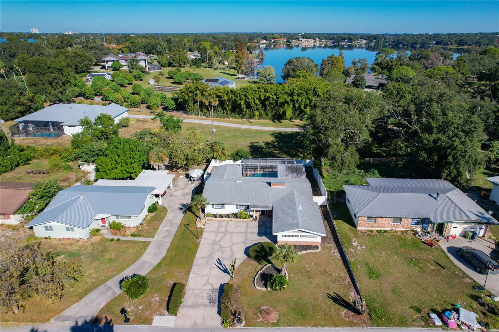 LEASNICK PARK - Residential