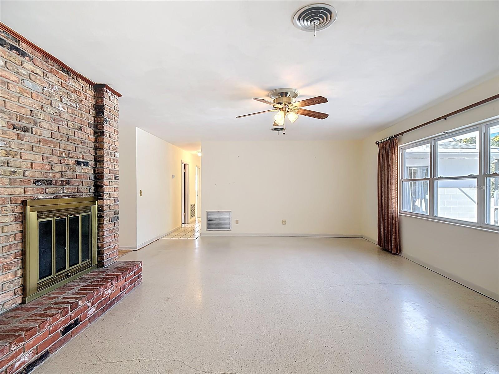 LEASNICK PARK - Residential