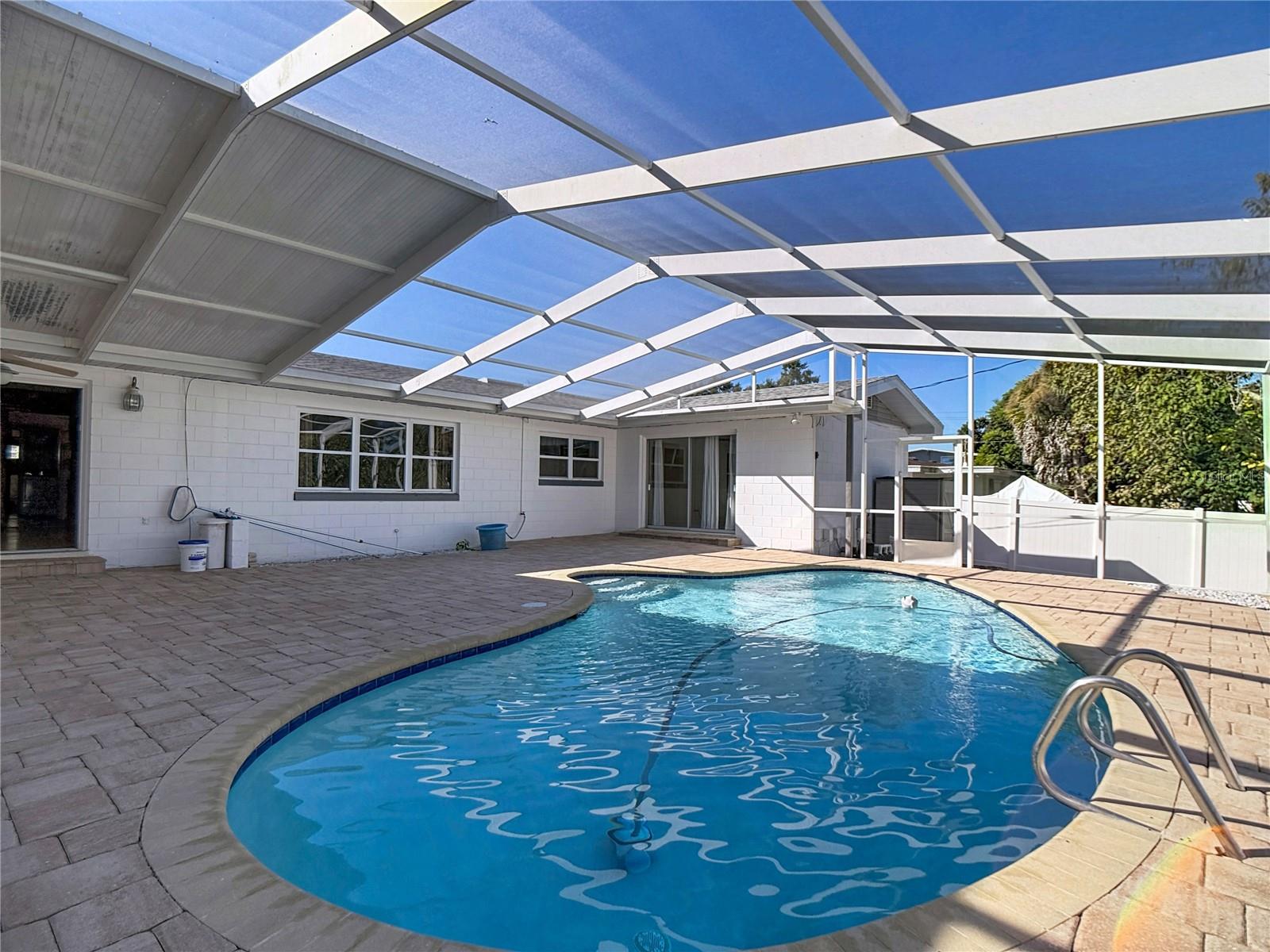 LEASNICK PARK - Residential