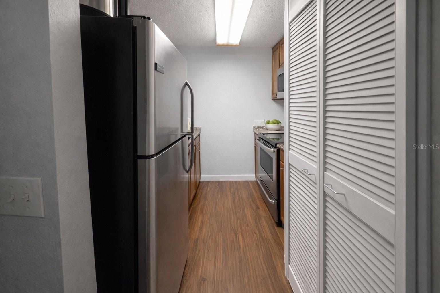 SANDY COVE LAKELAND & SANDY COVE LAKELAND ADD 01 - Residential