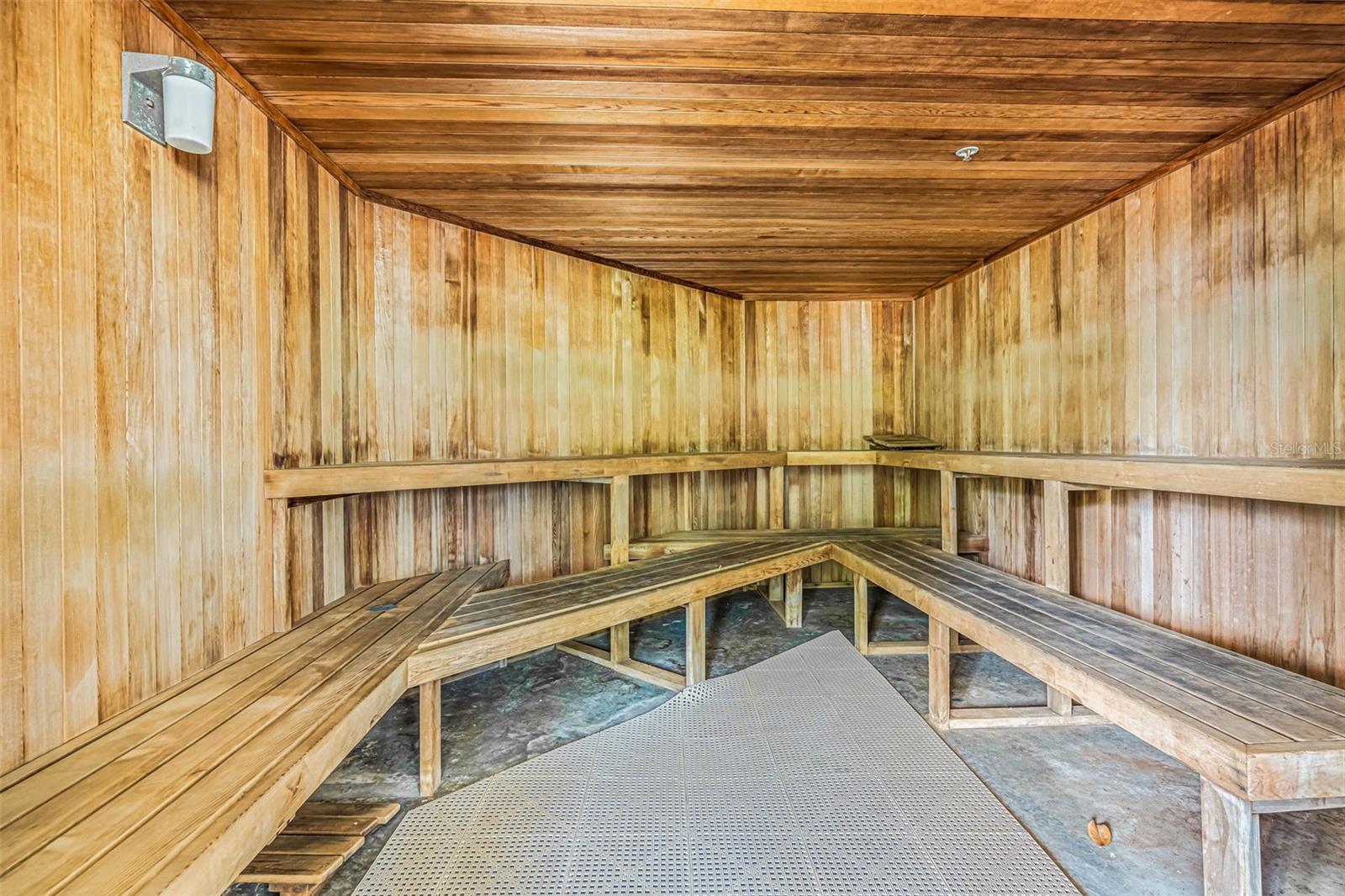 CARIBE COVE - Residential
