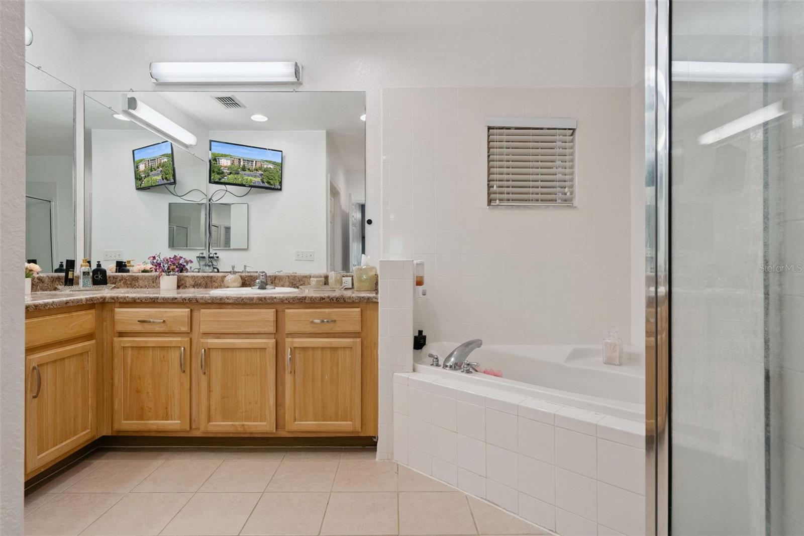 CARIBE COVE - Residential