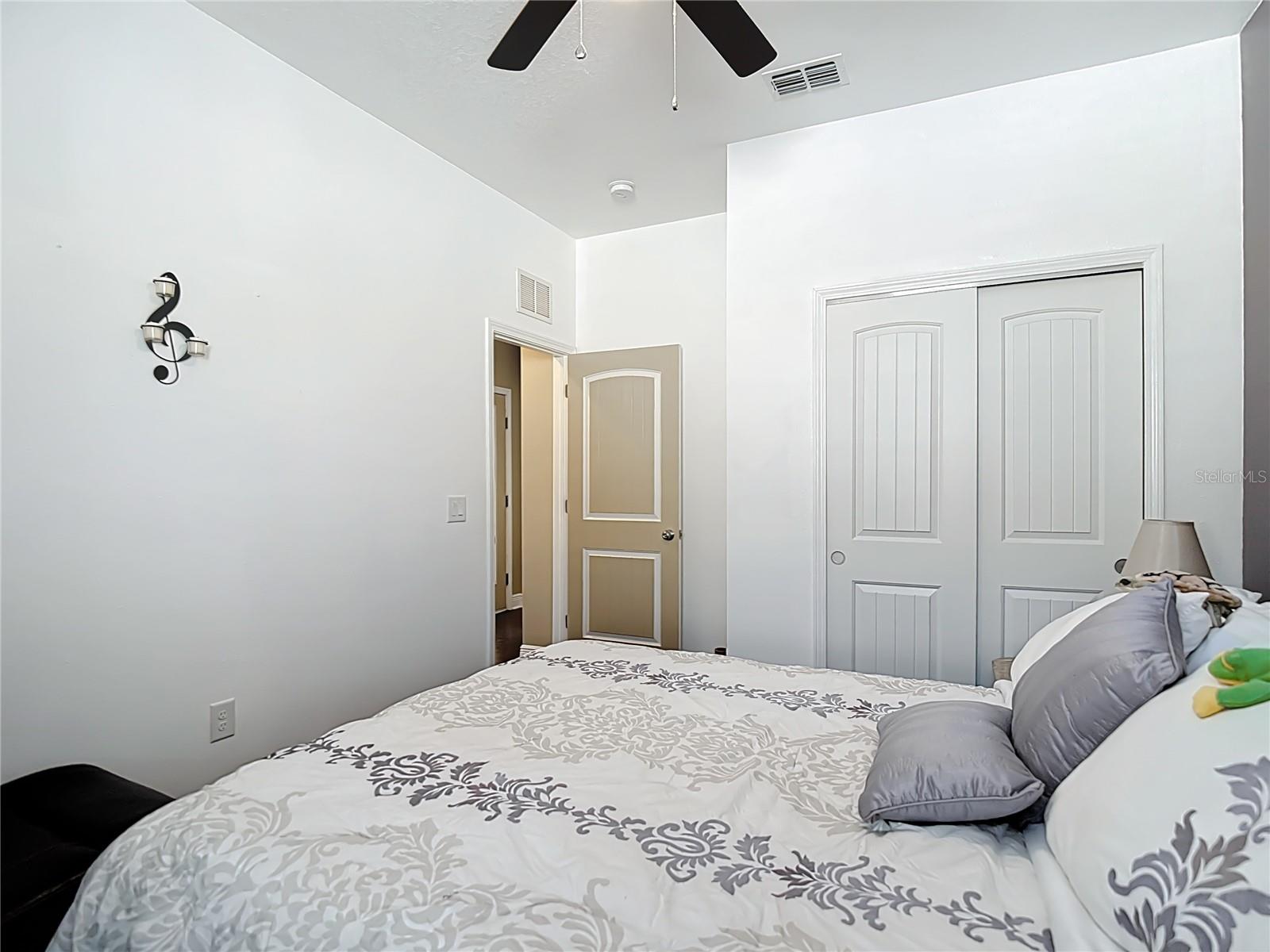 TRILLIUM VILLAGE D - Residential