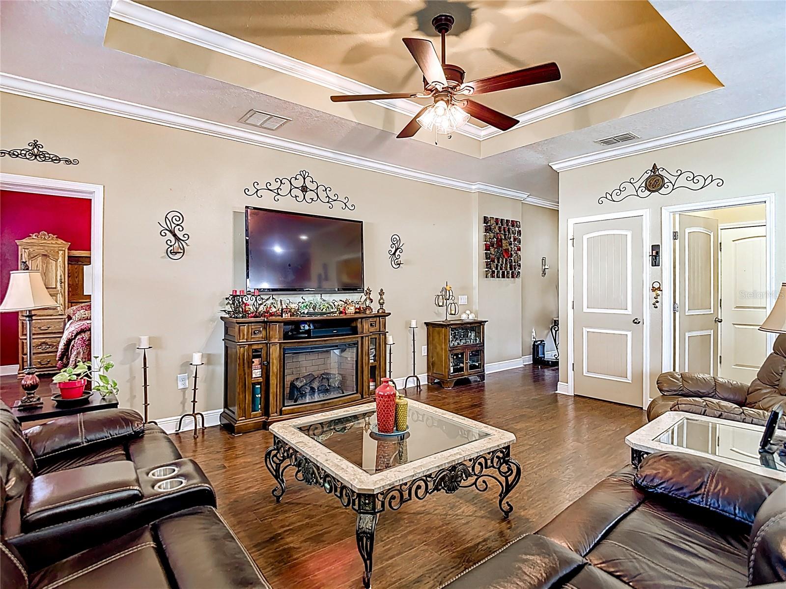 TRILLIUM VILLAGE D - Residential