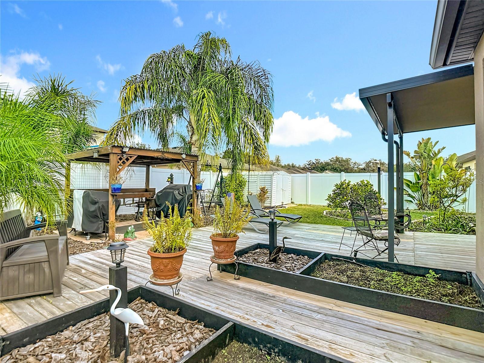 TRILLIUM VILLAGE D - Residential