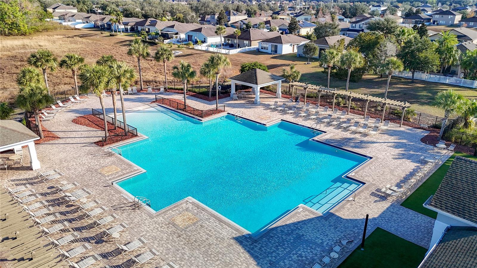 TRILLIUM VILLAGE D - Residential