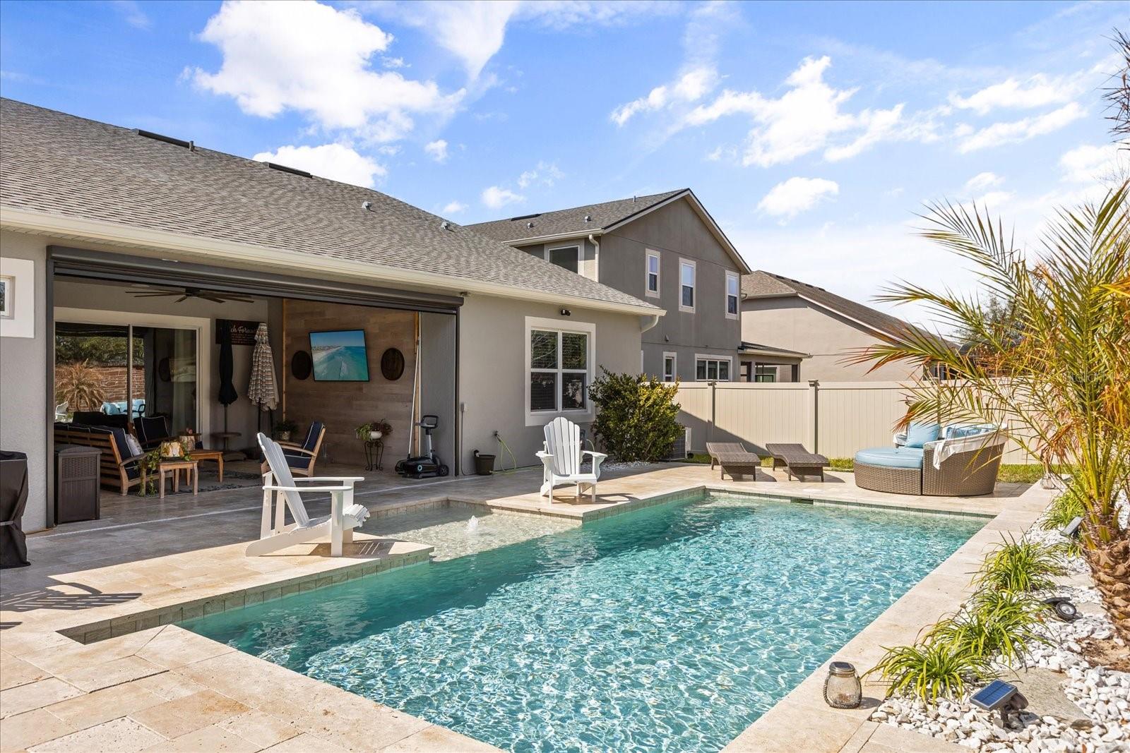 OXFORD CHASE - Residential