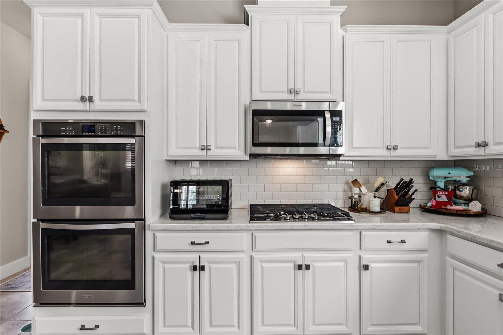 OXFORD CHASE - Residential