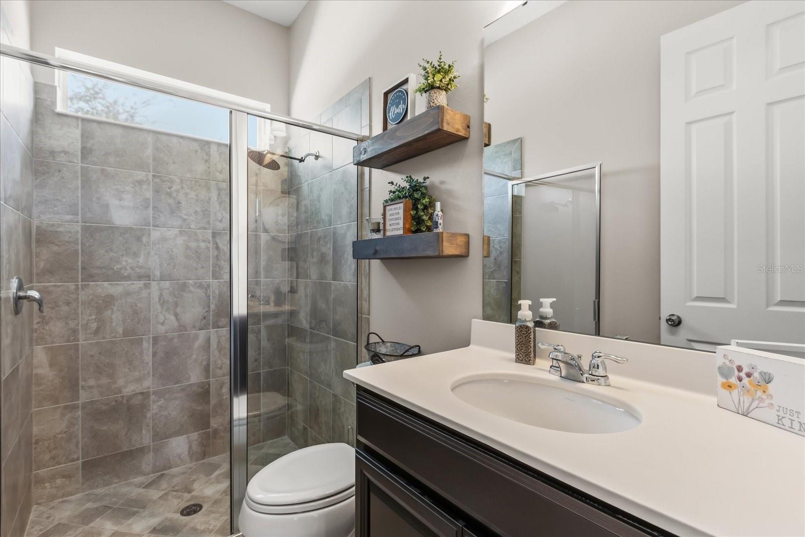 OXFORD CHASE - Residential