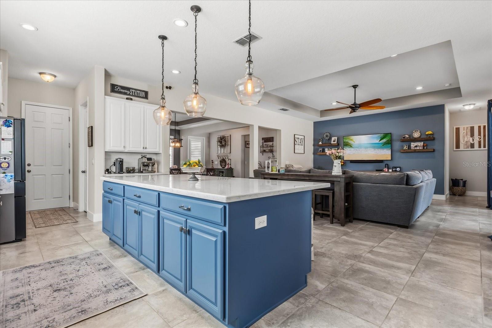 OXFORD CHASE - Residential