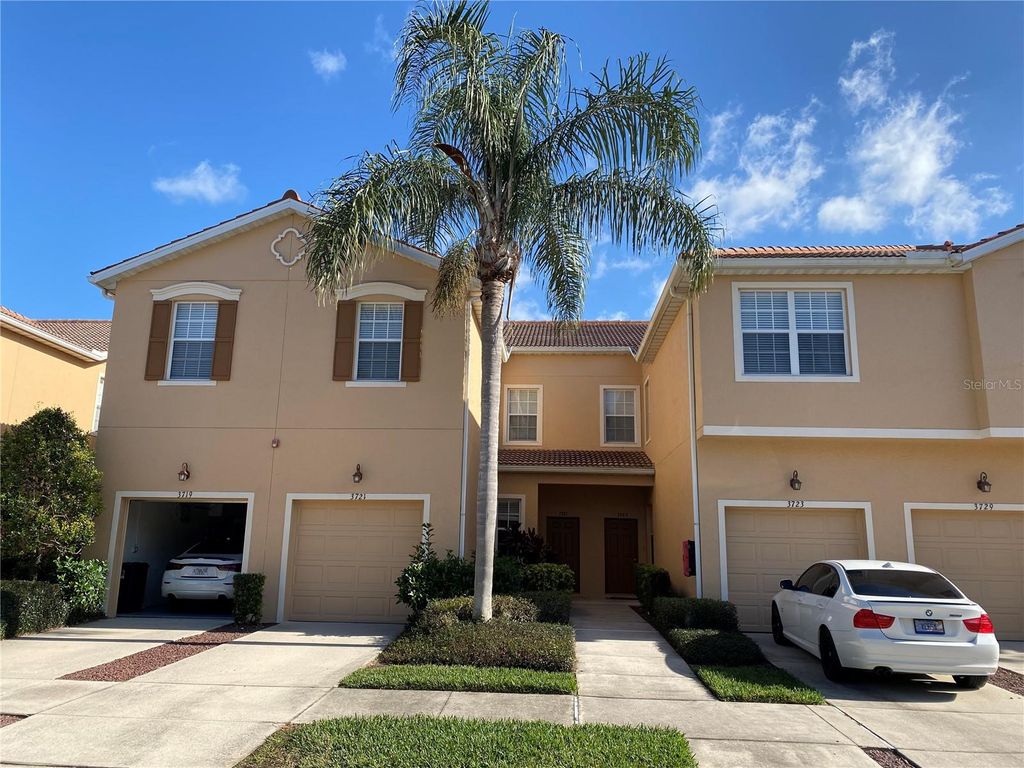 Photo of 3721 Parkridge Circle #6-104, Sarasota, FL 34243 (MLS # A4685851)