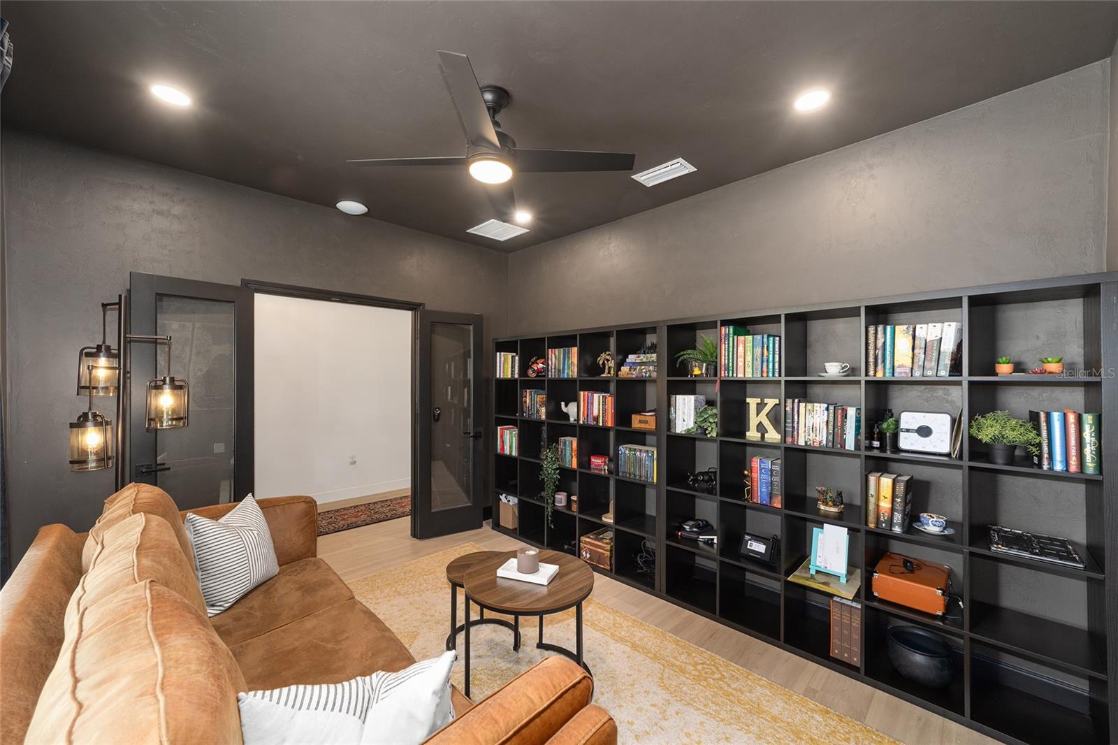 GRAND OAKS AT TOWER PH 2 PB 37 PG 63 - Residential