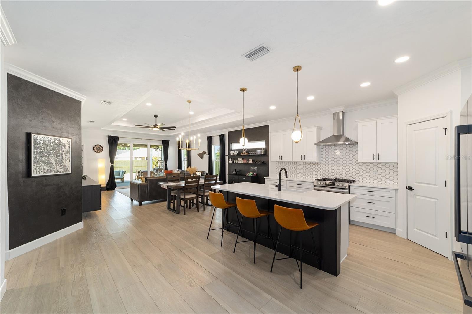 GRAND OAKS AT TOWER PH 2 PB 37 PG 63 - Residential